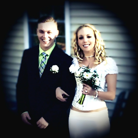 Meet your Posher, Amy - Picture 3 of 4